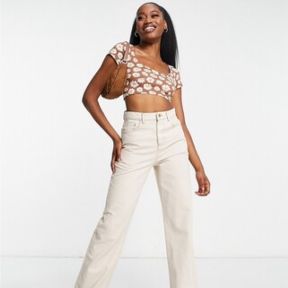 Unworn medium Monki Brown Daisy crop top - Picture 5 of 5